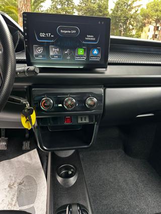 LIGIER JS usata, con Apple CarPlay