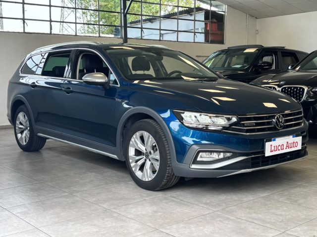 VOLKSWAGEN Passat Alltrack usata, con Airbag laterali