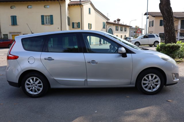 RENAULT Scenic usata 94