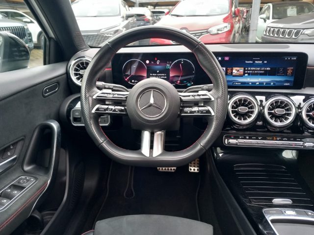 MERCEDES-BENZ A 200 usata, con Airbag testa