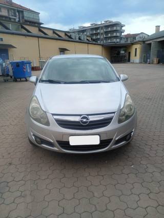 OPEL Corsa usata, con Airbag laterali