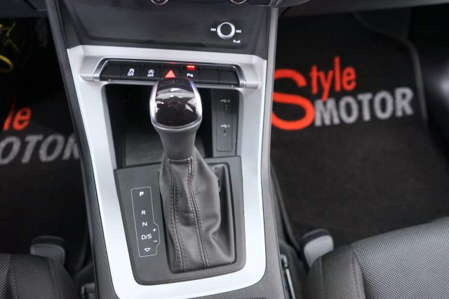 AUDI Q3 usata, con Volante in pelle