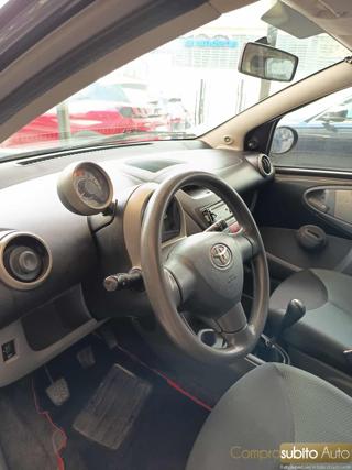 TOYOTA Aygo usata 26