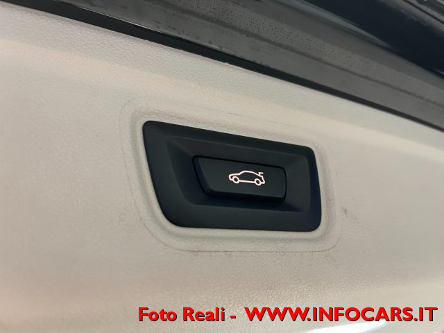 BMW 330 usata, con Luci diurne LED