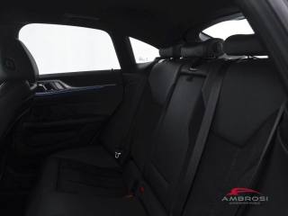 BMW i4 usata 9