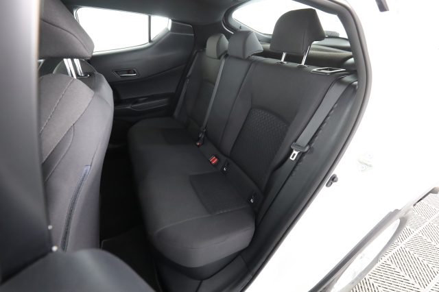 TOYOTA C-HR usata 3