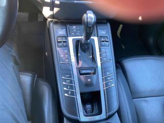 PORSCHE Macan usata, con Autoradio