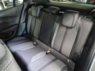 PEUGEOT 2008 usata, con Fari LED