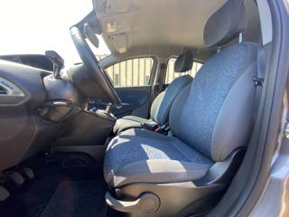 LANCIA Ypsilon usata, con Fendinebbia