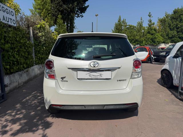 TOYOTA Verso usata, con Boardcomputer