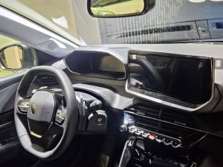 PEUGEOT 208 usata, con Sensore di pioggia