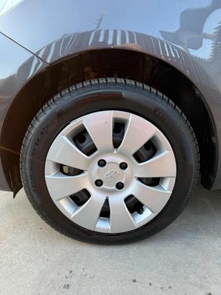 TOYOTA Yaris usata 14