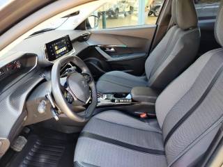 PEUGEOT 2008 usata, con Cruise Control