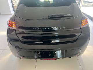 PEUGEOT 208 usata, con Airbag