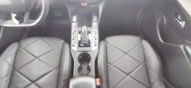 DS AUTOMOBILES DS 3 Crossback usata, con Sensori di parcheggio posteriori