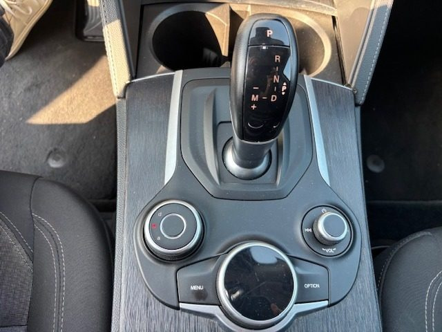 ALFA ROMEO Stelvio usata, con Interni in pelle