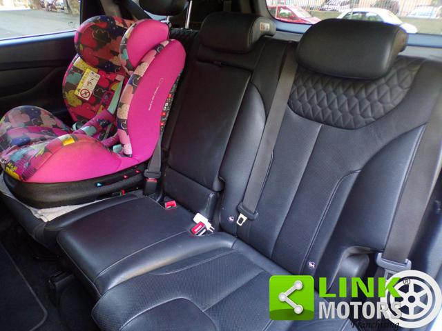HYUNDAI Santa Fe usata, con USB