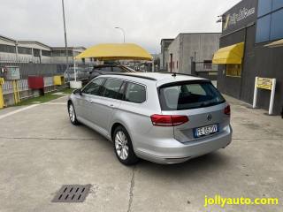 VOLKSWAGEN Passat Variant usata, con Touch screen