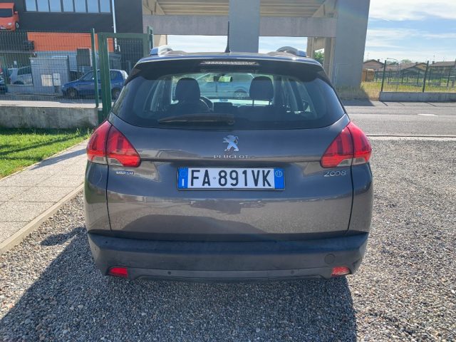 PEUGEOT 2008 usata, con Autoradio