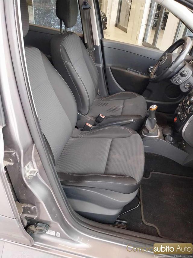 RENAULT Clio usata, con Servosterzo