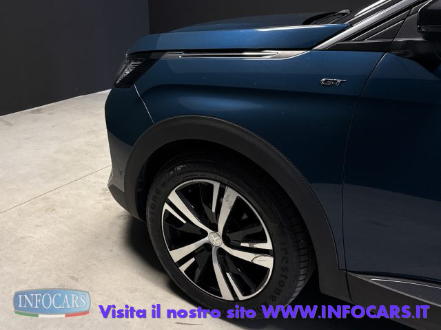 PEUGEOT 5008 usata, con Luci diurne LED
