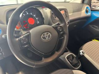 TOYOTA Aygo usata, con Luci diurne LED