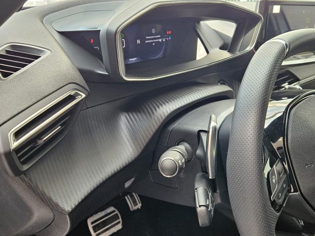 PEUGEOT 2008 usata, con MP3