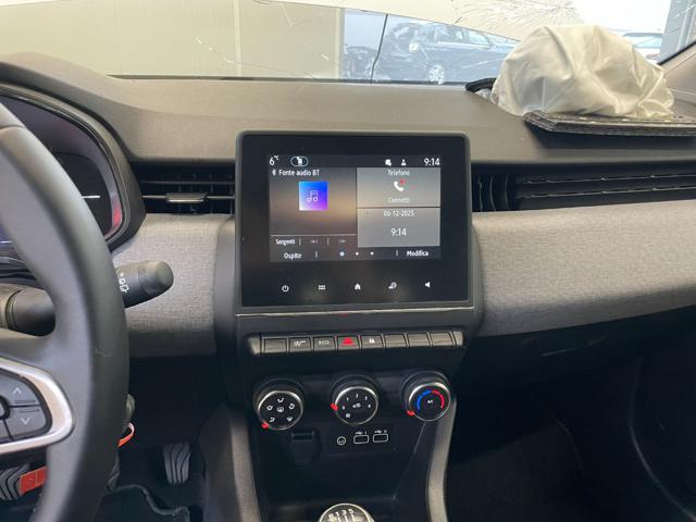 RENAULT Clio usata, con USB