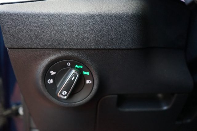 SKODA Karoq usata, con Adaptive Cruise Control