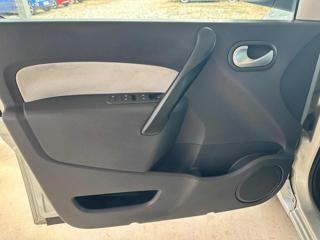 RENAULT Kangoo usata 43