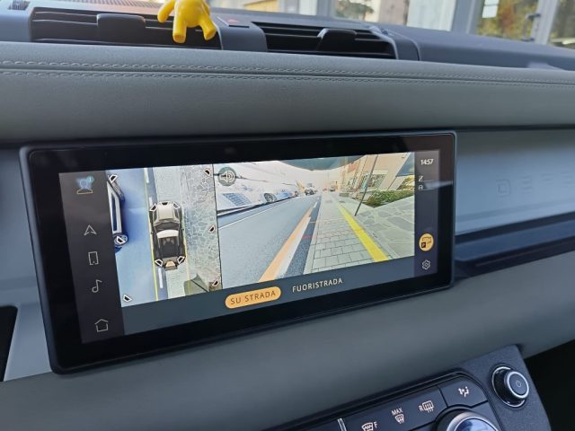 LAND ROVER Defender usata, con Controllo trazione