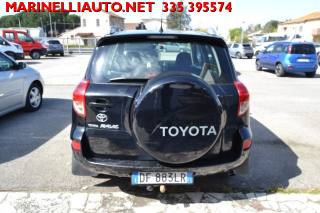 TOYOTA RAV 4 usata, con Autoradio