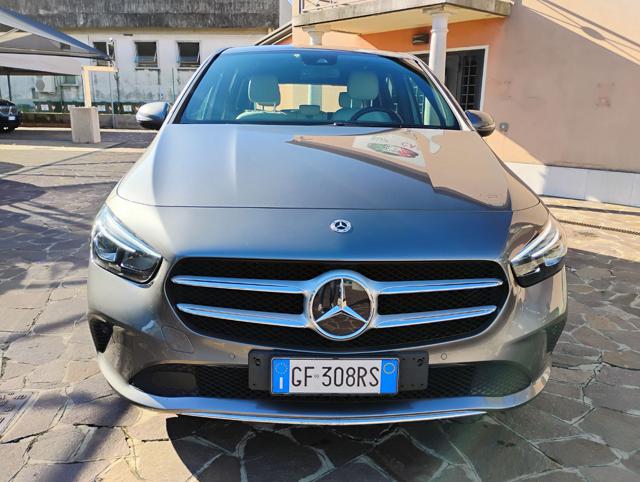 MERCEDES-BENZ B 180 usata, con Cerchi in lega
