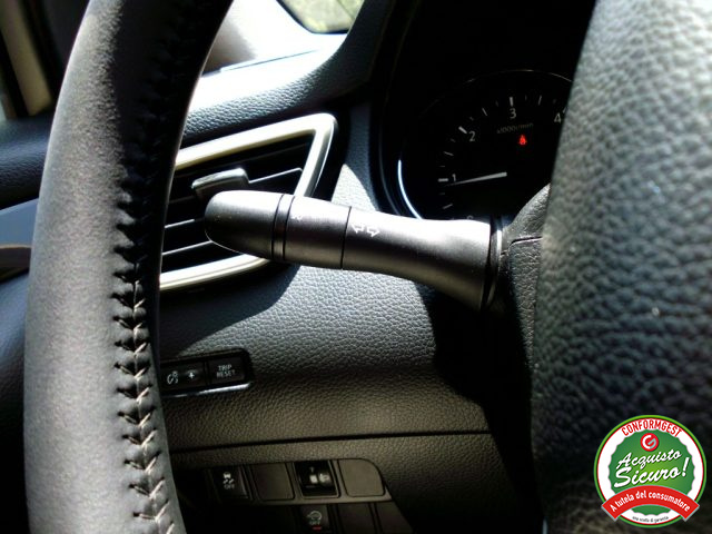 NISSAN Qashqai usata, con Volante multifunzione