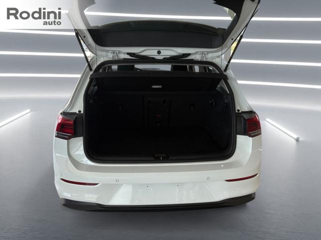 VOLKSWAGEN Golf usata, con Autoradio