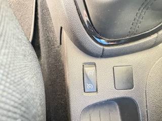 RENAULT Clio usata, con Sedili sportivi