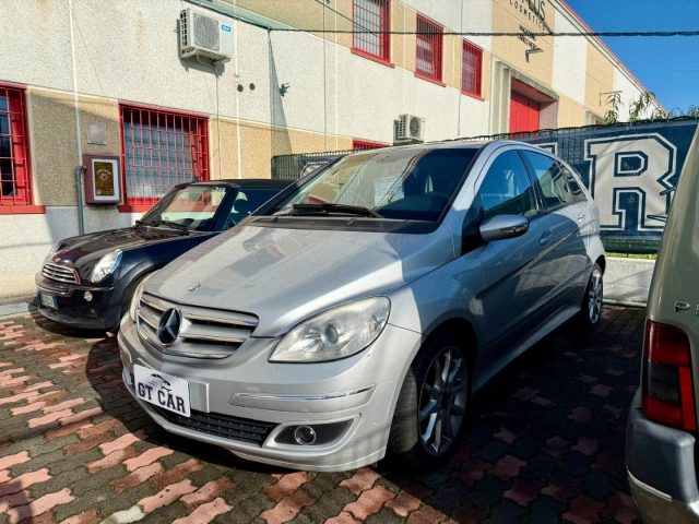 MERCEDES-BENZ B 180 usata, con Airbag