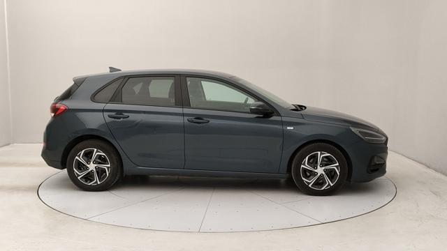 HYUNDAI i30 usata, con Autoradio