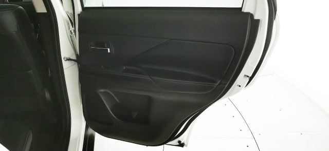 MITSUBISHI Outlander usata, con Bluetooth