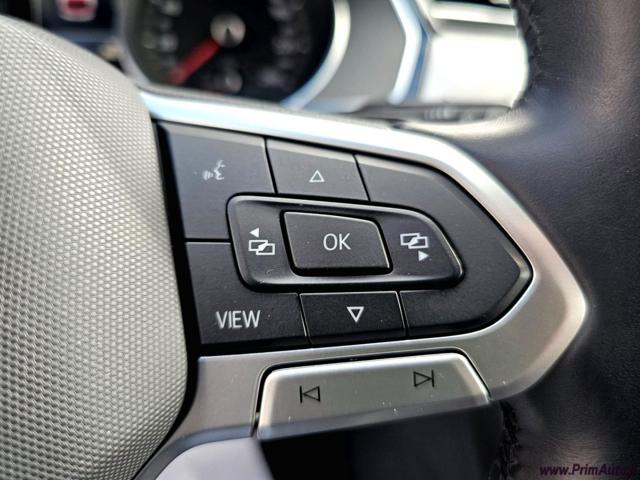 VOLKSWAGEN Passat Variant usata, con Park Distance Control