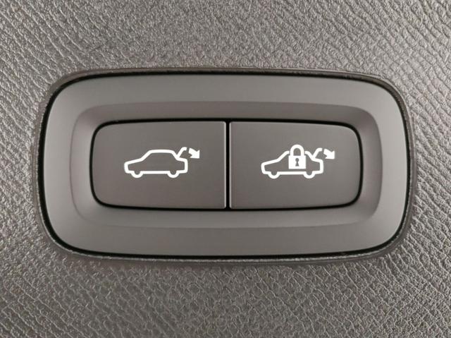 VOLVO XC90 usata, con Tetto panorama