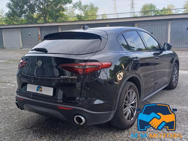 ALFA ROMEO Stelvio usata, con Alzacristalli elettrici