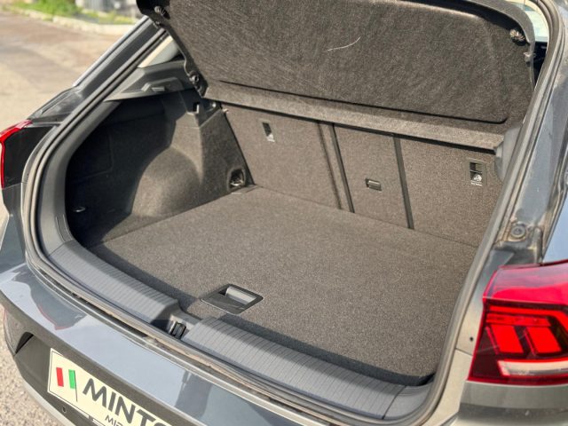 VOLKSWAGEN T-Roc usata, con Sistema di navigazione