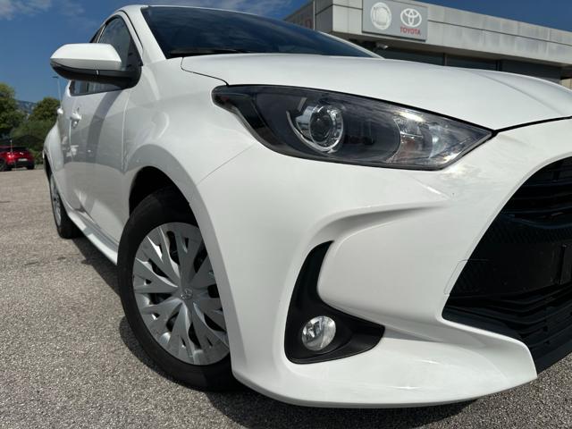 TOYOTA Yaris usata, con Alzacristalli elettrici