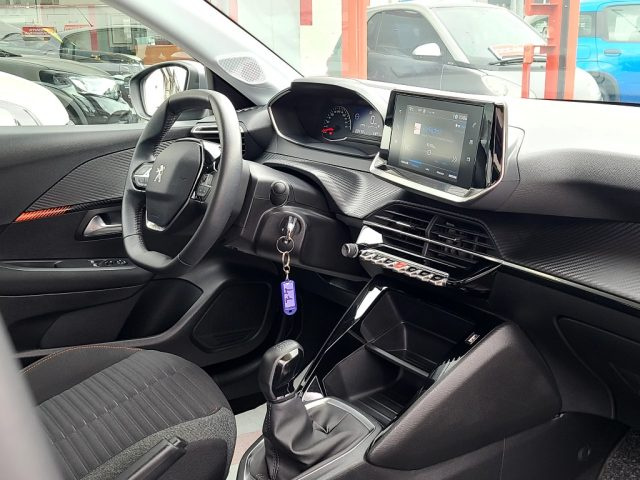 PEUGEOT 208 usata, con Isofix