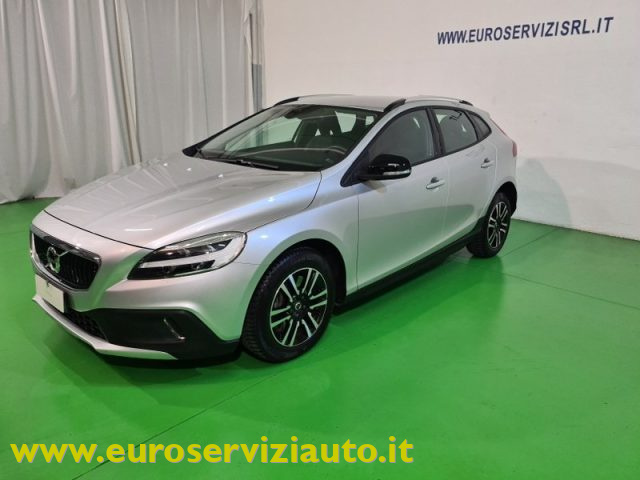 VOLVO V40 Cross Country usata, con Servosterzo