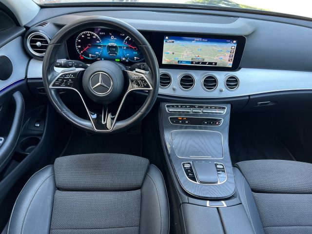 MERCEDES-BENZ E 300 usata, con Alzacristalli elettrici