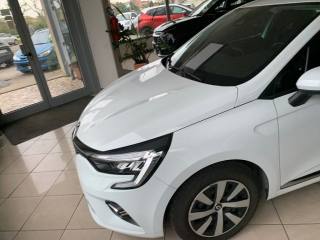 RENAULT Clio usata, con Autoradio