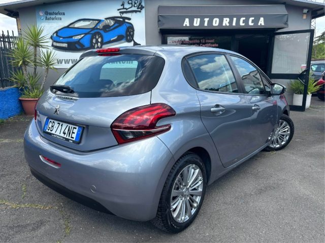 PEUGEOT 208 usata, con Alzacristalli elettrici