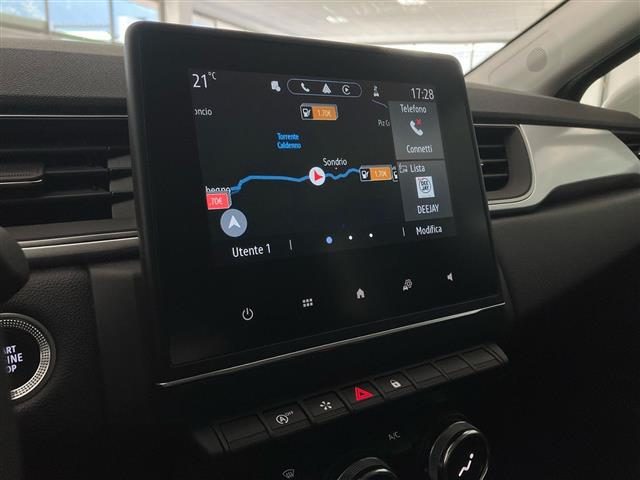 RENAULT Captur usata, con USB